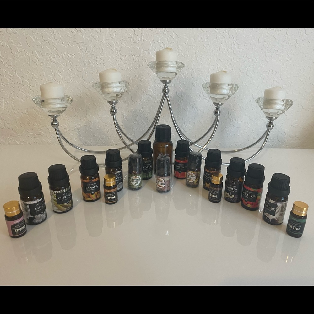 18 unused, unopened essential oils